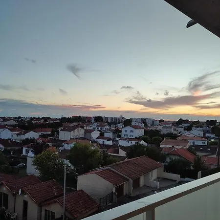 T2 Avec Balcon Tout Equipe 300m Marche Central Apartment *